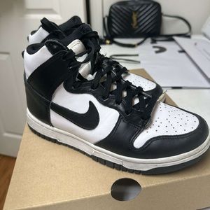 nike dunk high panda